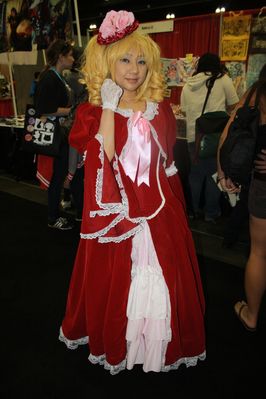 Blonde girl with curly twintails
Someone help me identify the character!
Keywords: AX2012